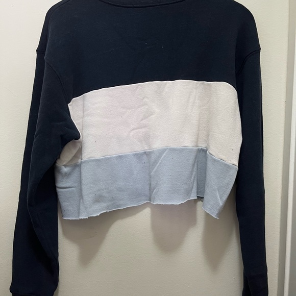 Brandy Melville Sweater - Picture 4 of 4